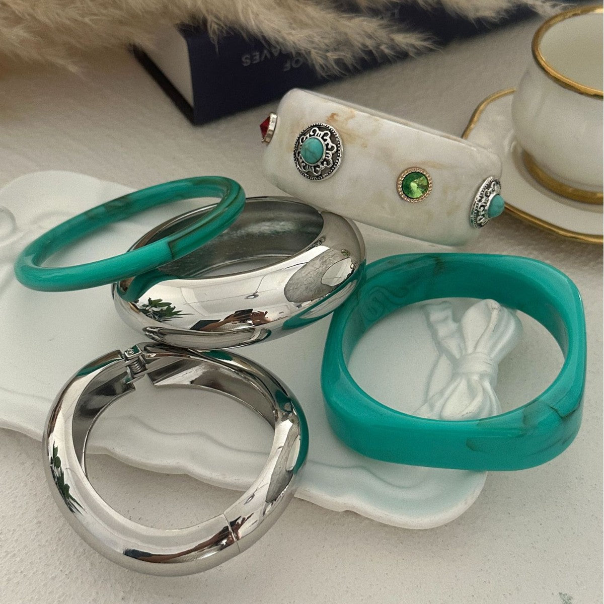 Elegant Geometric Turquoise Resin Cuff Bracelet Gold Plated Wide Band