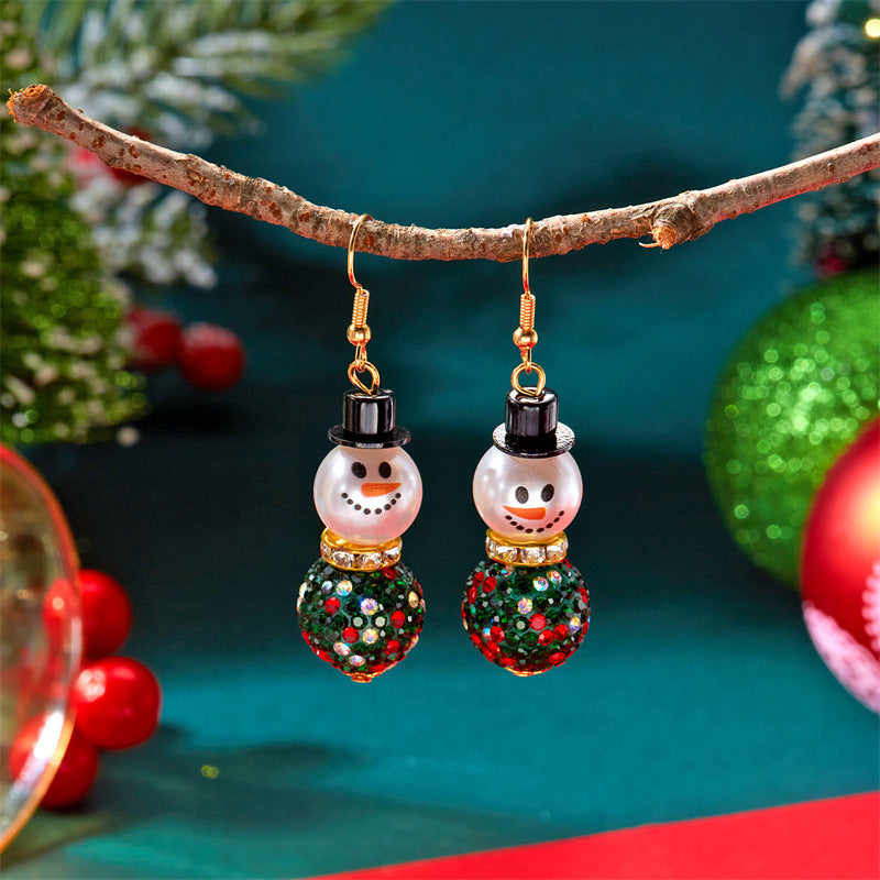 Lindos pendientes navideños de muñeco de nieve con diamantes de imitación, acentos de perlas de imitación y ganchos de cobre chapado para mujer