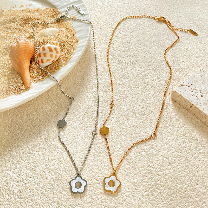 Minimalist Luxury Micro-inlay Shell Flower Asymmetric Titanium Steel Necklace