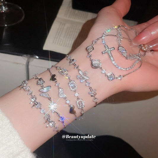 Minimalist Zircon Cat's Eye Flower Bracelet for Women with Copper Base and Inlay Craftsmanship