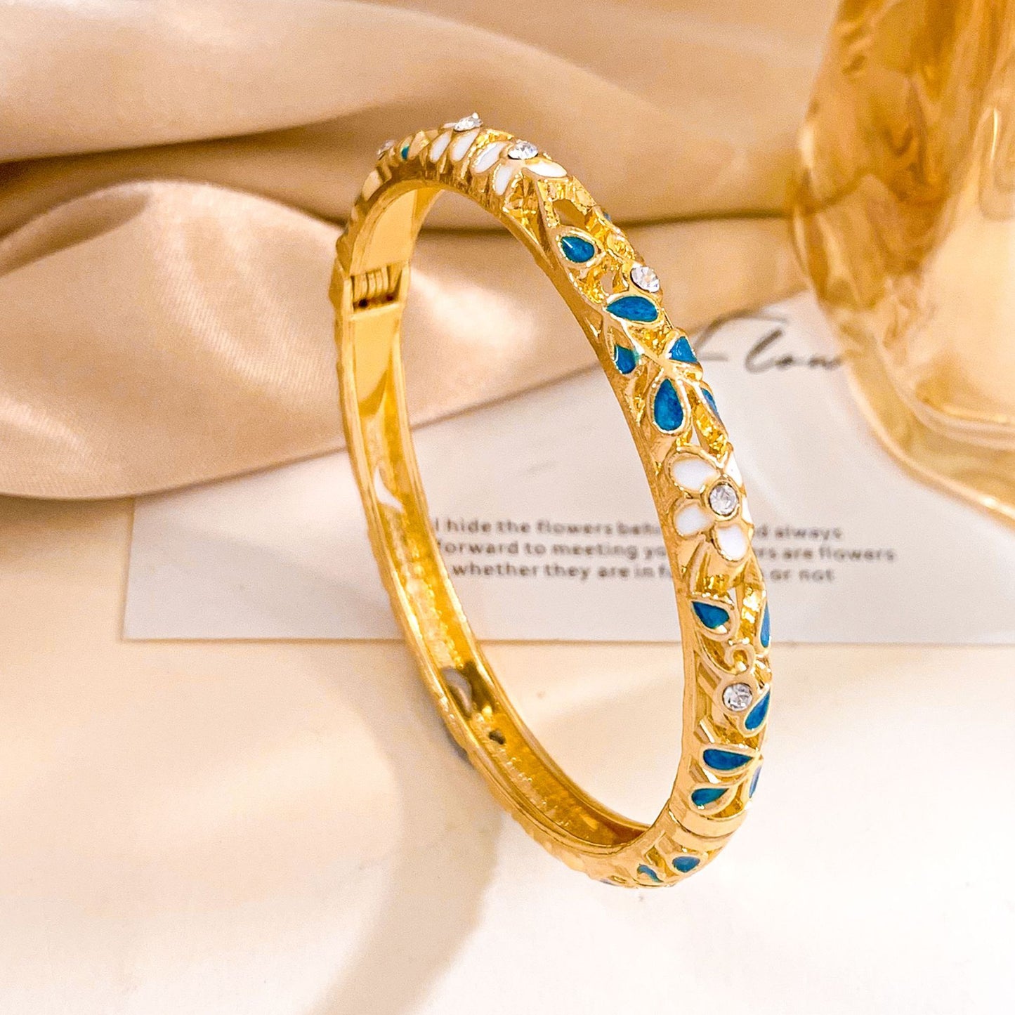 Elegant Floral Enamel Cubic Zirconia Inlaid Alloy Bangle Bracelet