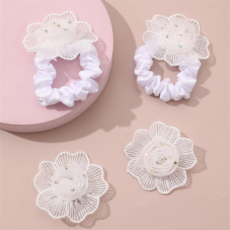 Set di graziosi accessori per capelli floreali per bambini, fermagli e anelli per capelli con fiori in tulle ricamati a mano