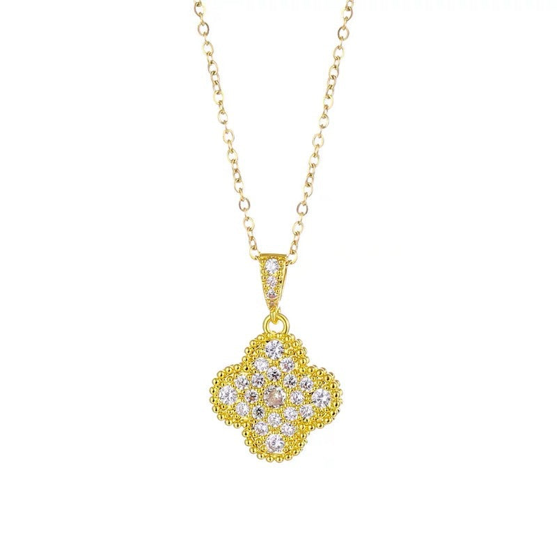 Collana con Pendente Minimalista a Quadrifoglio da Donna in Acciaio al Titanio con Finitura Placcata e Catena Snake