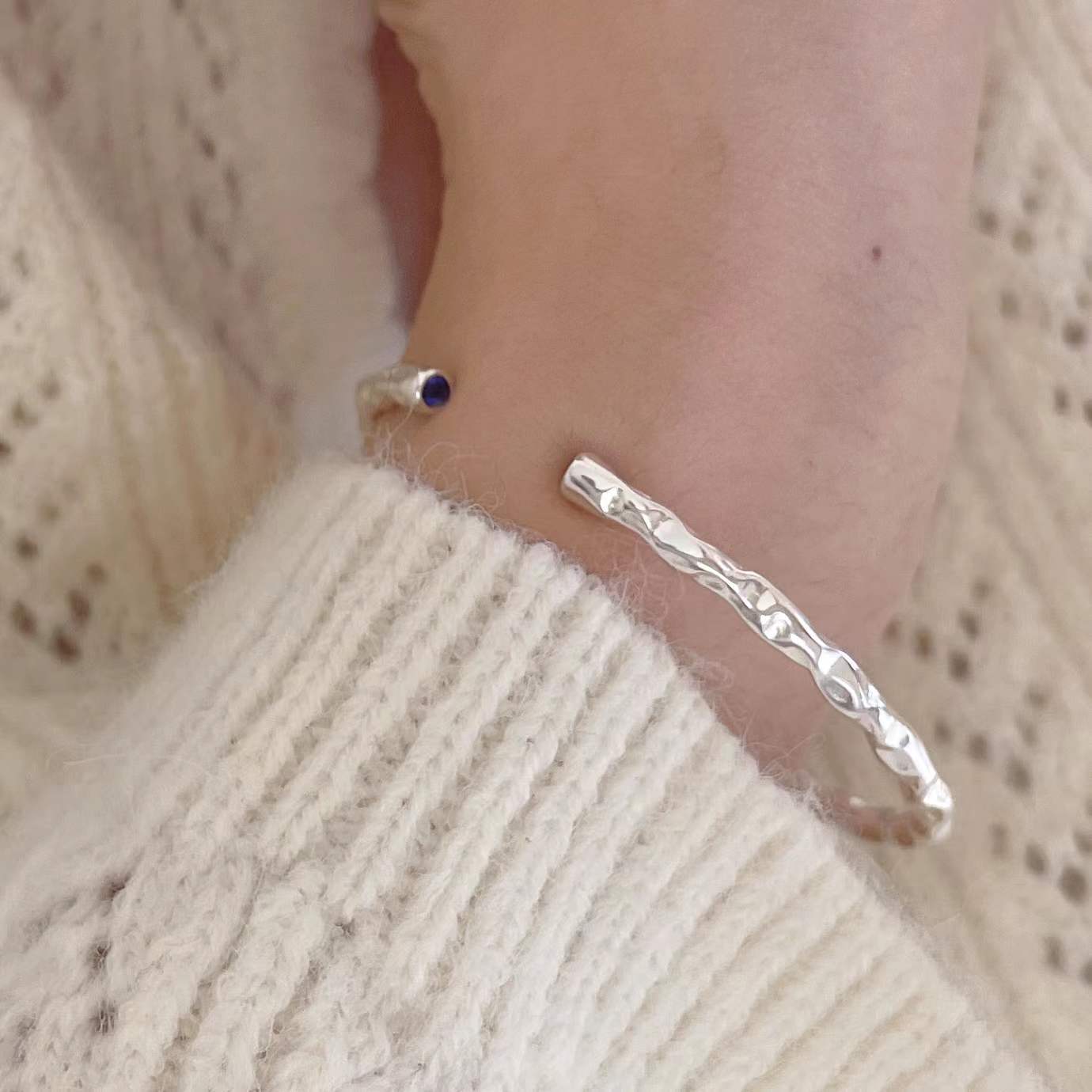 Pulsera geométrica irregular de plata de ley 925 mate para mujer, accesorio de moda minimalista y moderno