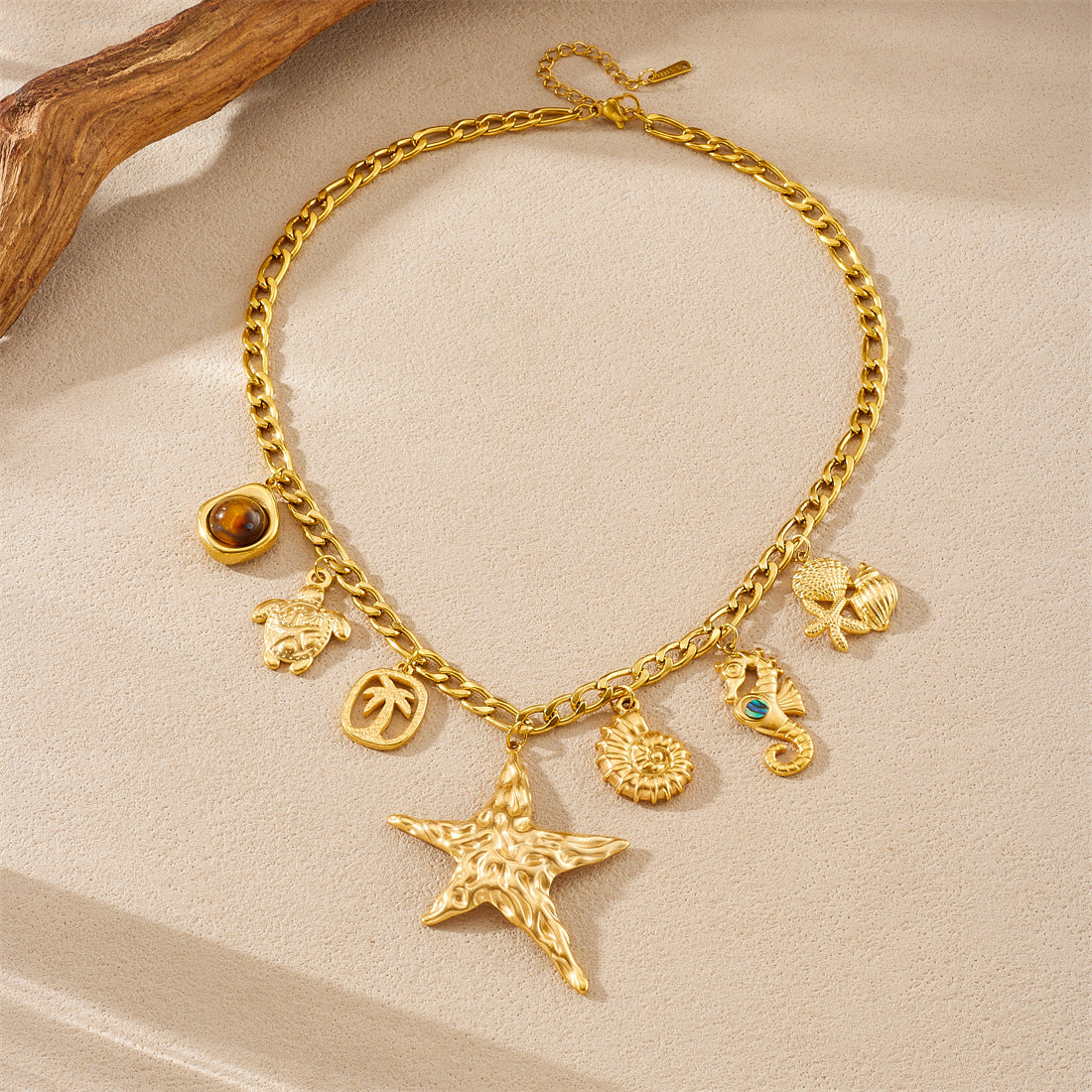 Chic Gold Plated Starfish Stainless Steel Pendant Necklace for Women