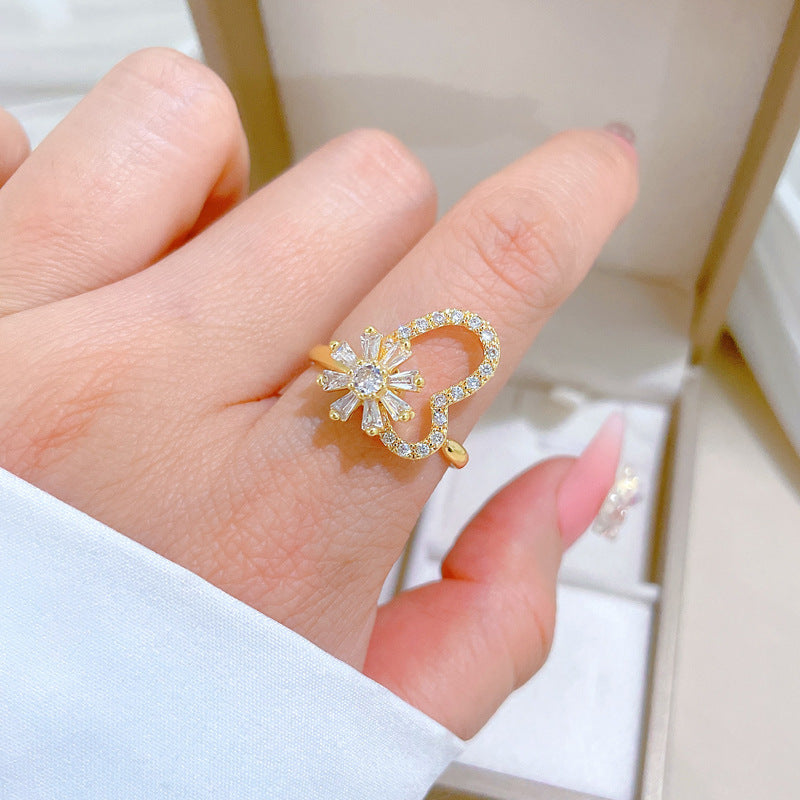 Sweet Gold Plated Brass Rotating Flower Crown Cubic Zirconia Adjustable Ring for Women and Couples