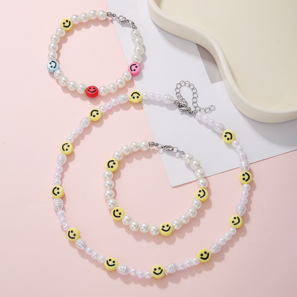 Hip-hop Geometric Resin Imitation Pearl Smile Face Bracelet for Unisex