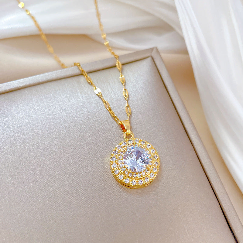 Luxury Geometric Moon Pendant Necklace for Women with Electroplated Stainless Steel Chain and Copper Pendant
