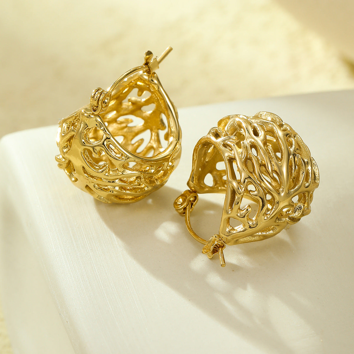 Geometric Nest-Shaped Stainless Steel Earrings with 18K Gold Plating for Women French Vintage Style