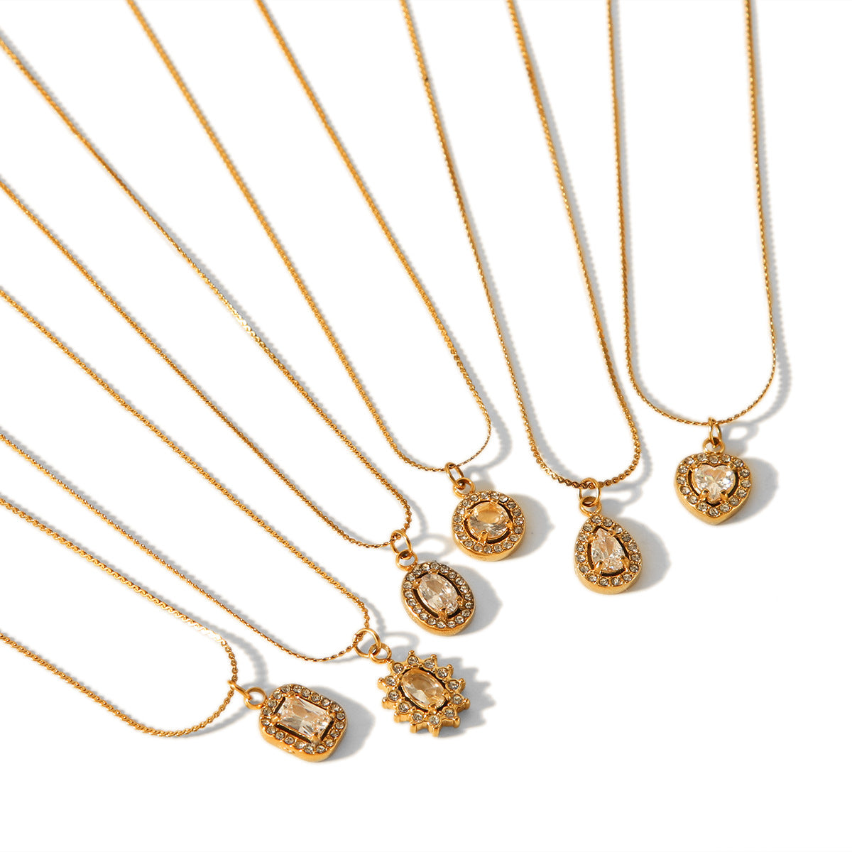 Fashion Ins Style 18K Gold Plated Geometric Heart Stainless Steel Necklace for Women with Rhinestone Inlay