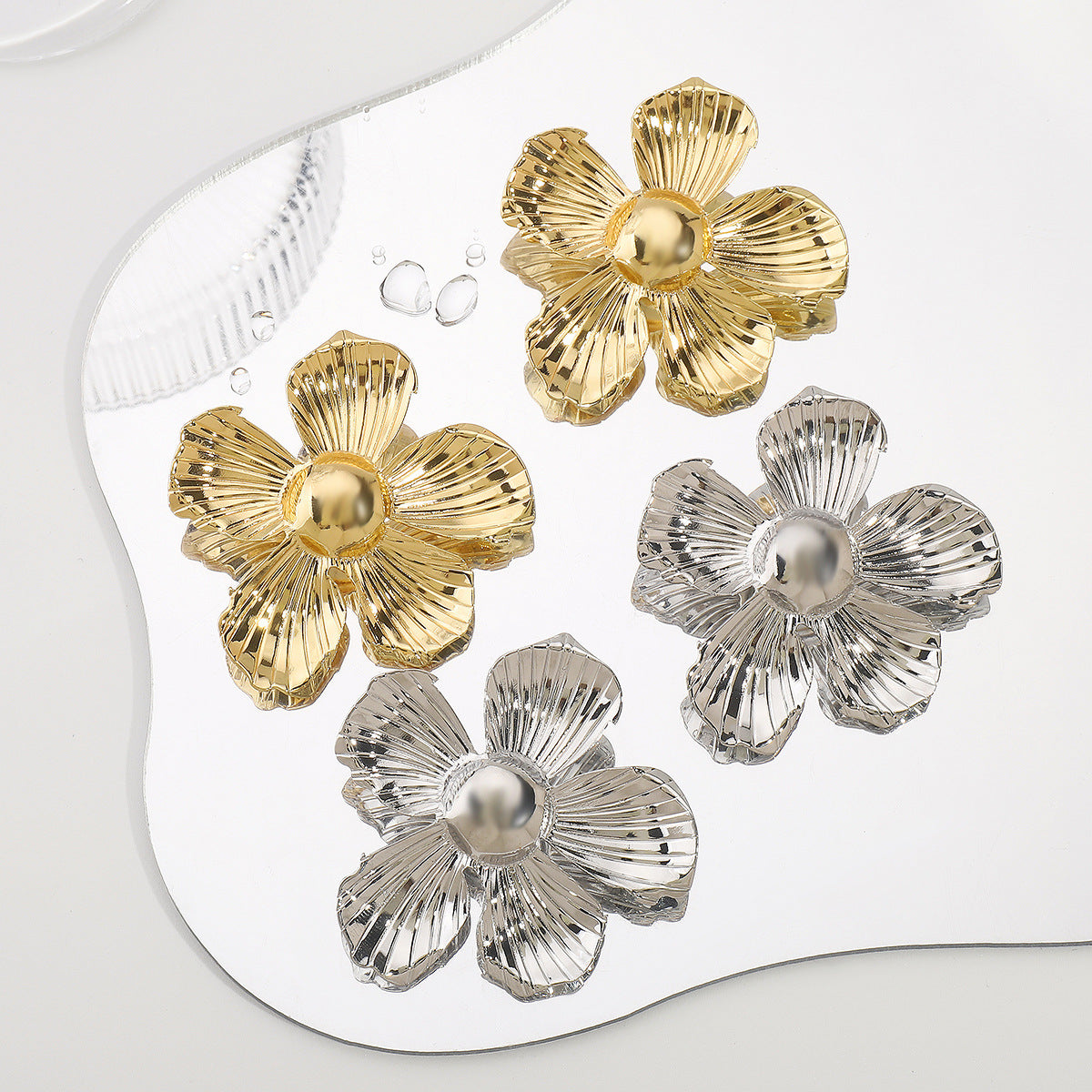 Pendientes de metal con diseño floral estilo vintage para mujer, con acabado galvanizado y diseño de moda exagerado