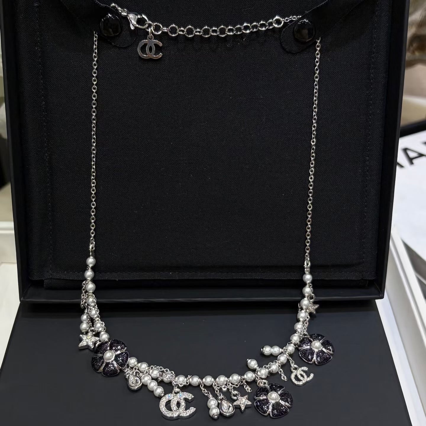 Sweet Black Enamel Floral Double C Letter Brass Pendant Necklace for Women
