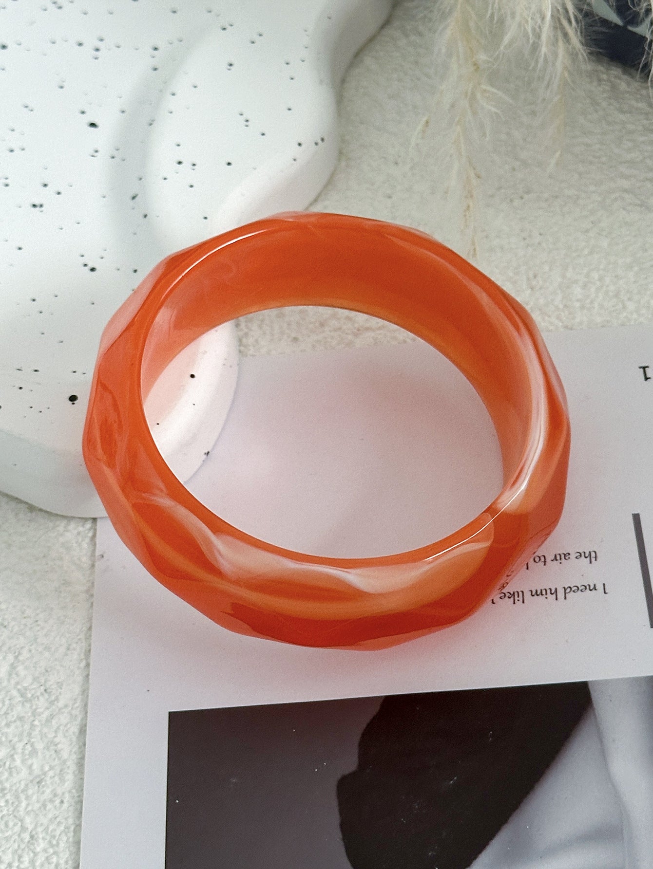 Bracciale rigido acrilico con olio a goccia geometrico rotondo vintage da donna