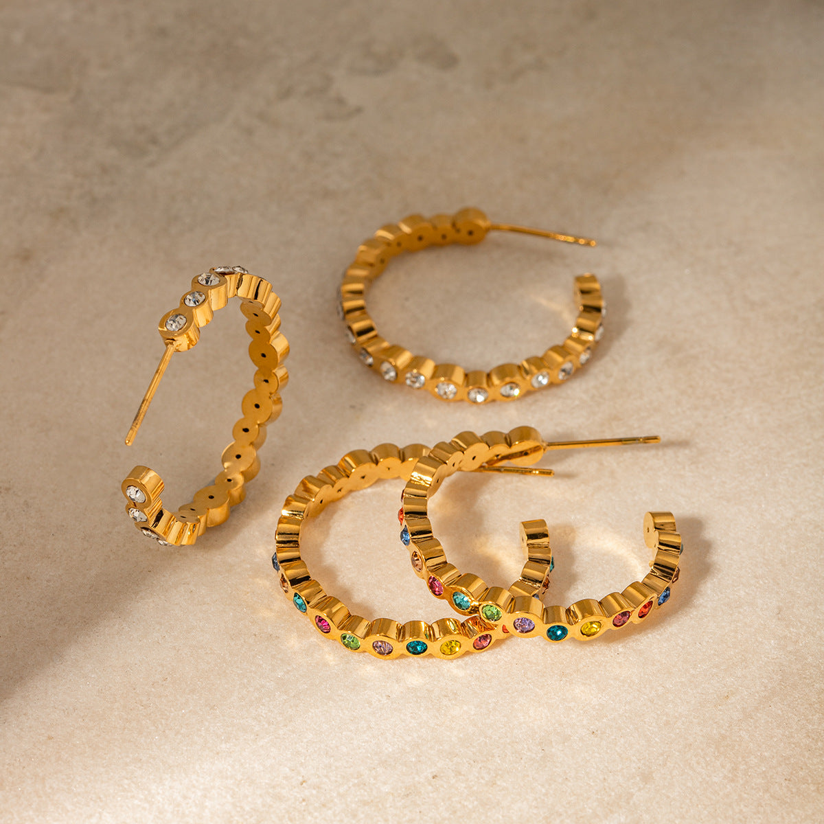 Minimalist Cold-Tone Stainless Steel Hoop Earrings with 18K Gold Plating and White Rhinestone Accent