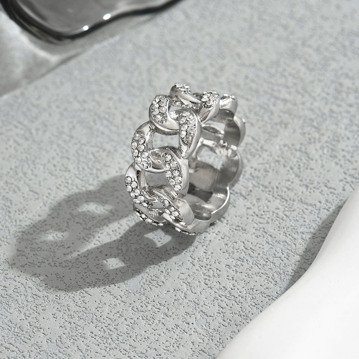 Anello Minimalista Geometrico in Lega di Zinco da Donna con Intarsio di Diamanti, Anello Semplice per Dito Indice