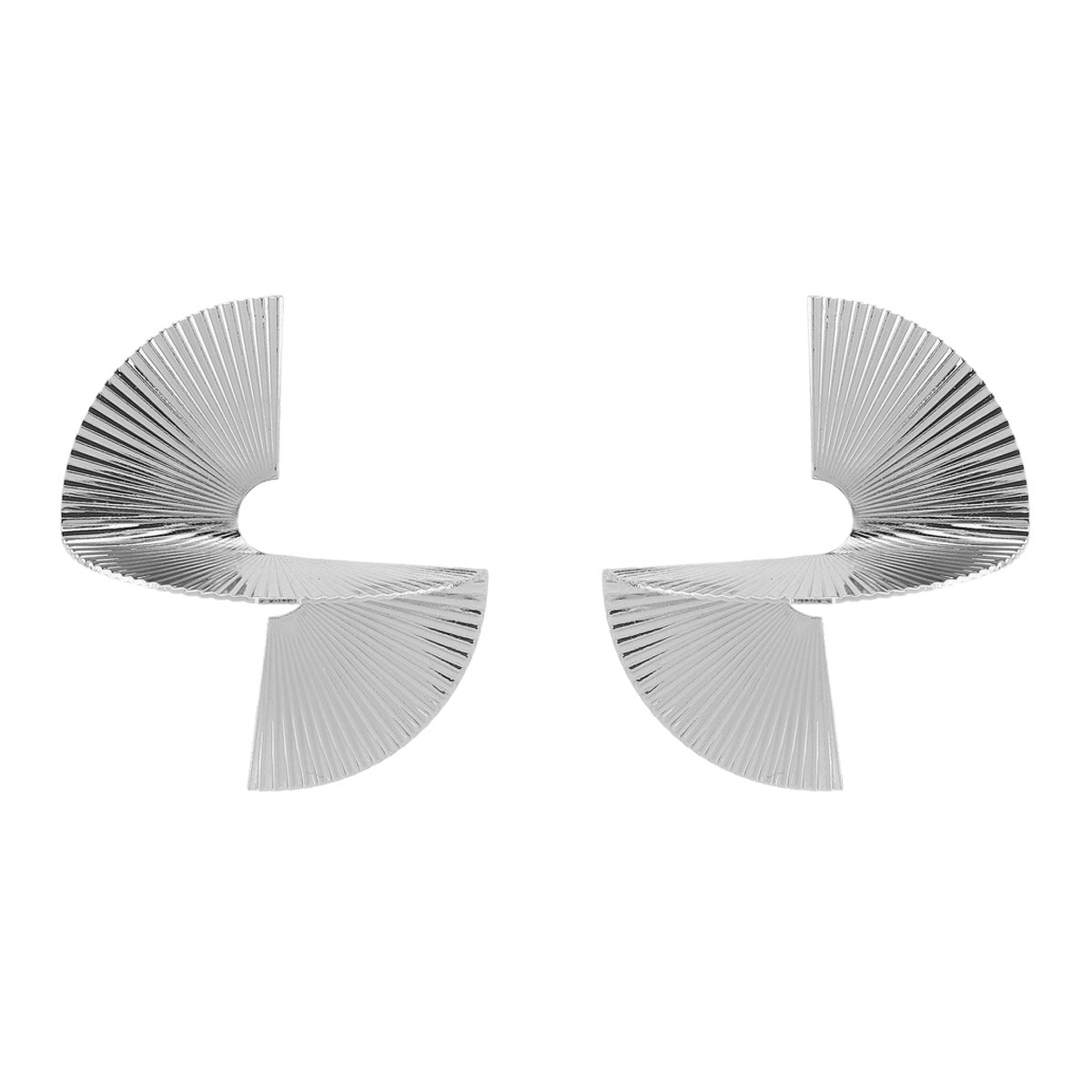 Orecchini a perno geometrici minimalisti in lega da donna con design a pieghe dalla trama irregolare e finitura galvanizzata
