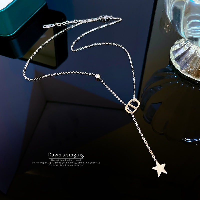 Collana da donna a pendente con stella naso di maiale in acciaio al titanio minimalista, catena geometrica a medaglione, accessorio di moda