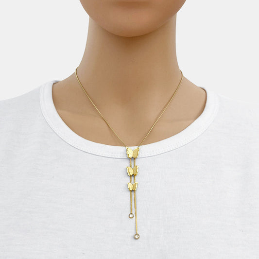 Collana con pendente a farfalla stile naturale in acciaio al titanio con finitura placcata su catena a serpente da donna