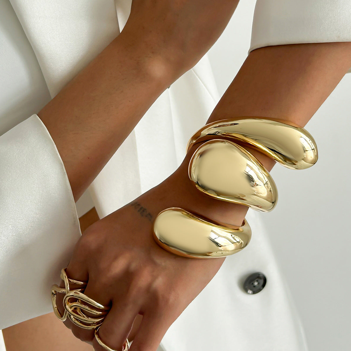 Exaggerated Spiral Teardrop Open Cuff Bracelet Set Zinc Alloy Plated