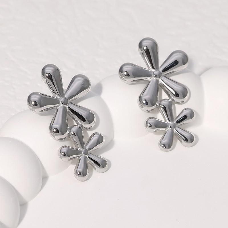 Sweet Floral Stainless Steel Stud Earrings with Plated Finish for Women