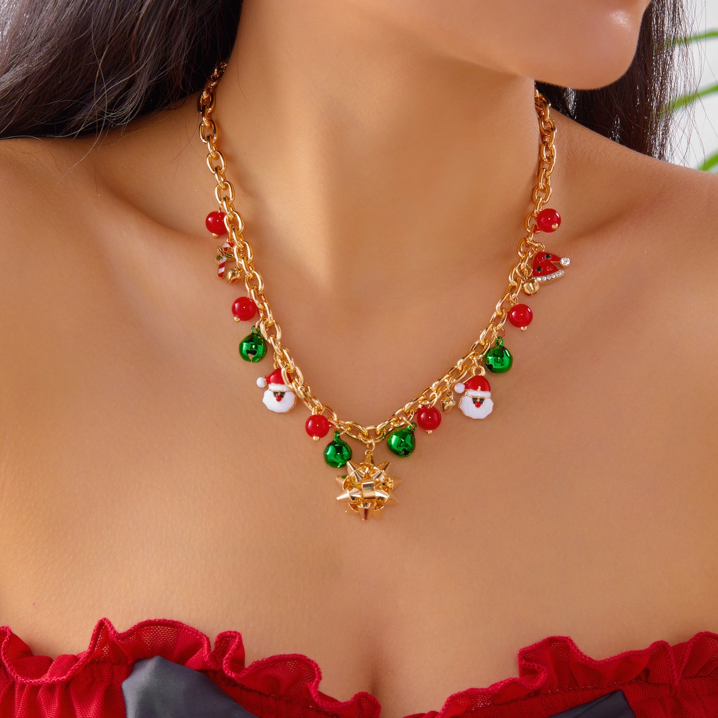 Collana pendente alla moda Babbo Natale e pupazzo di neve per donne con struttura in lega di zinco e finitura placcata