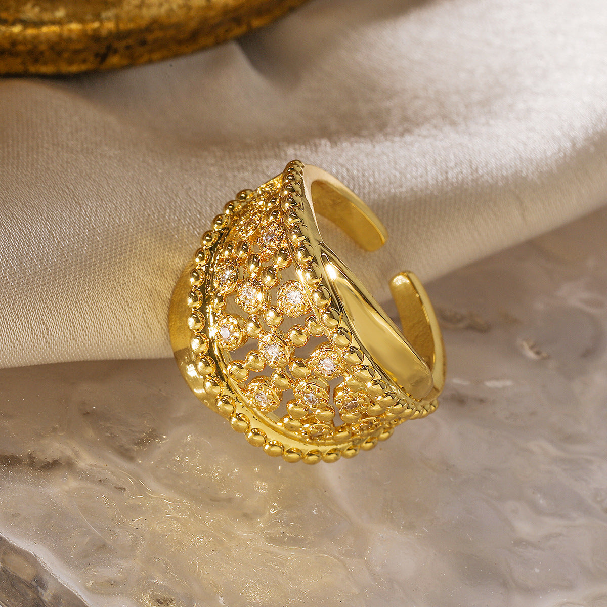 Anello regolabile in rame geometrico minimalista con zirconia micro-pavé da donna