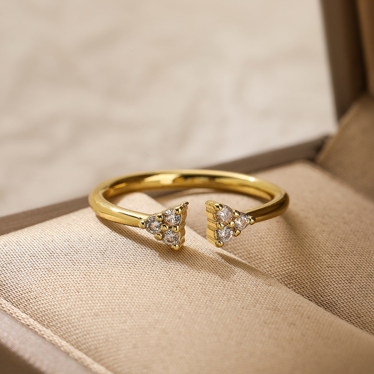 Minimalist Geometric Copper Ring with Real Gold Plating and Zircon Inlay for Women