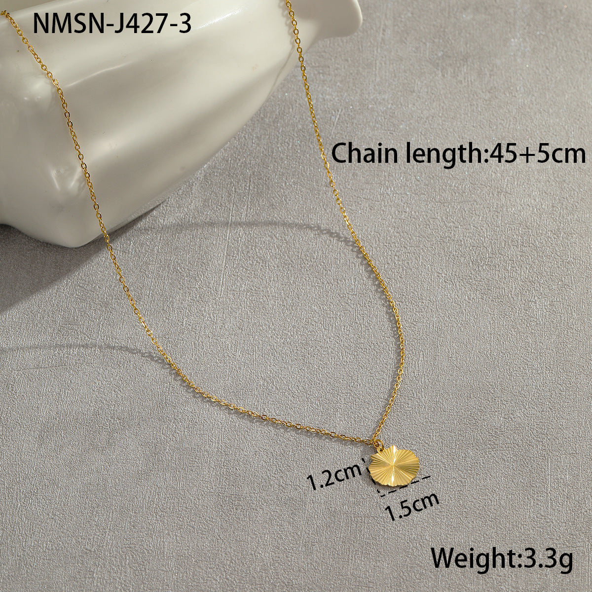 Collana alla moda in acciaio inossidabile a forma di cuore con placcatura in oro da donna, catena clavicola ipoallergenica
