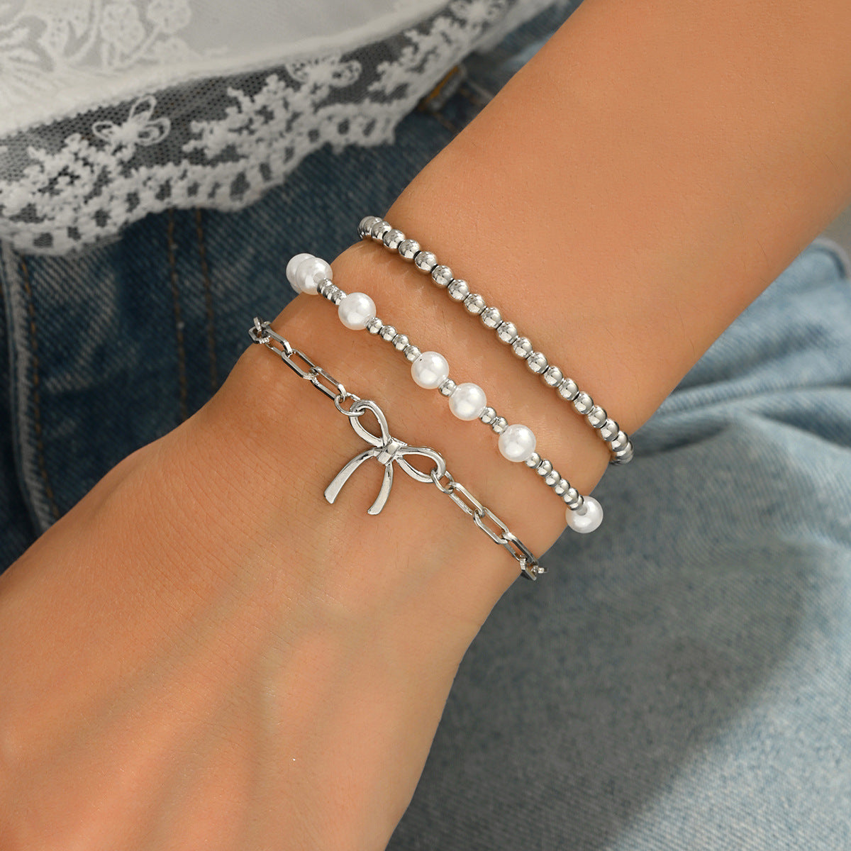 Conjunto de pulseras de aleación geométrica en forma de lazo estilo Fashion-Commuter con detalles de perlas tejidas para mujer