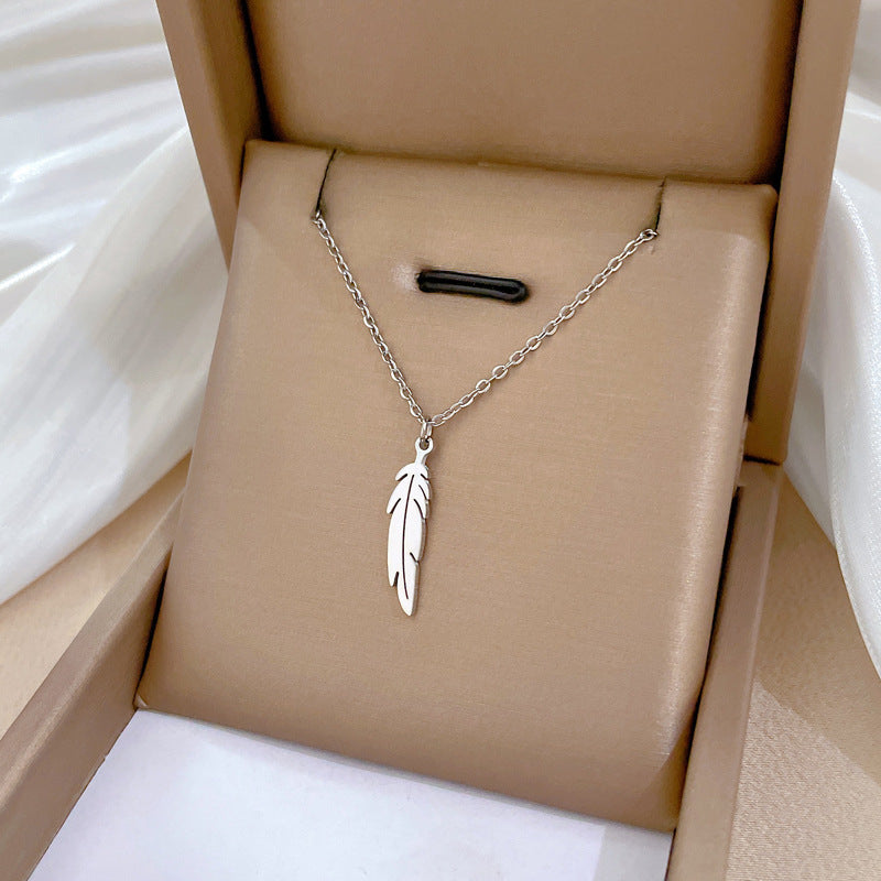 Minimalist Titanium Steel Geometric Pendant Necklace for Women and Men with Gold Plated Finish Locket Chain