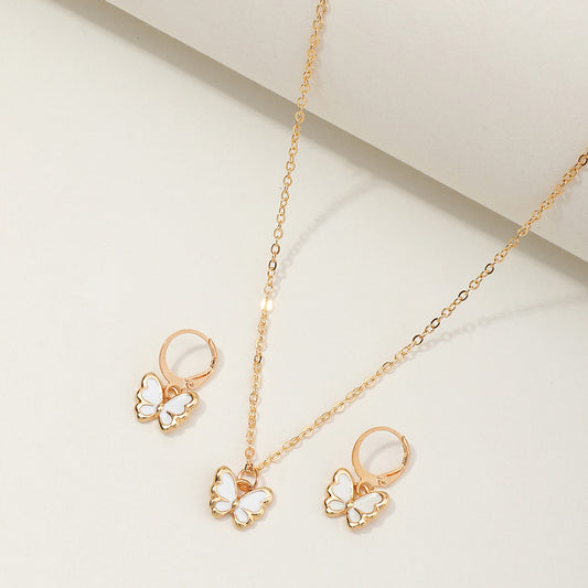Minimalist Butterfly Pendant Necklace for Girls Alloy Butterfly Charm on Box Chain with Enamel Finish