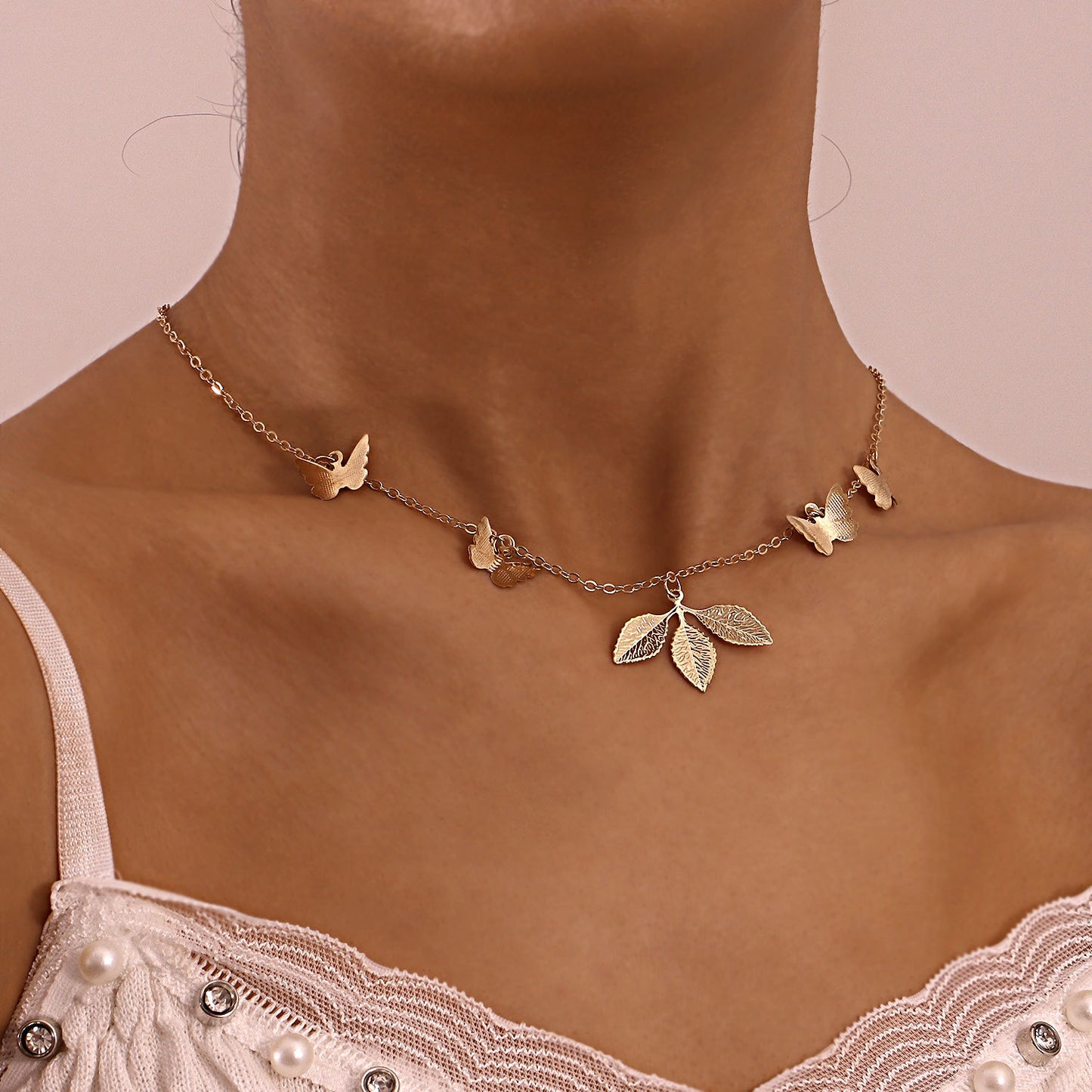 Minimalist Adjustable Clover Butterfly Pendant Necklace for Women in Alloy with Plated Finish