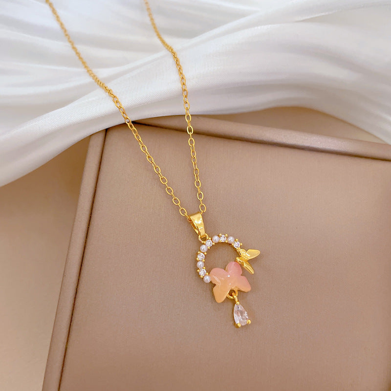 Elegant Pearl Butterfly Pendant Necklace for Women Stainless Steel Delicate Clavicle Chain with Rhinestone Accents Geometric Design