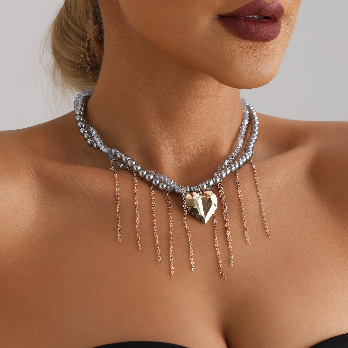 Elegant Crystal Heart Pendant Necklace with Tassel Detail on Gold-Plated Alloy Chain for Women