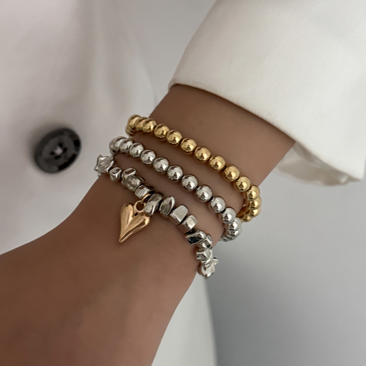 Collana con ciondolo personalizzato in lega a forma di cuore irregolare da donna con finitura placcata e dettagli perline