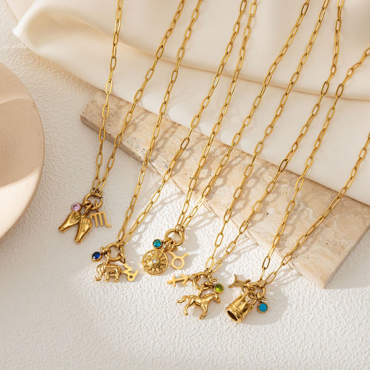Minimalist Geometric Animal Stainless Steel 18K Gold Plated PVD Cubic Zirconia Charm Bar Necklace