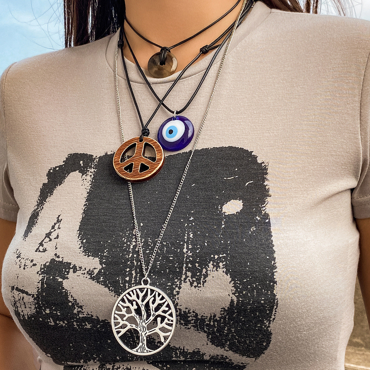 Collana vintage retrò da donna con ciondolo a forma di occhio in lega, intarsio di strass e catena a serpente
