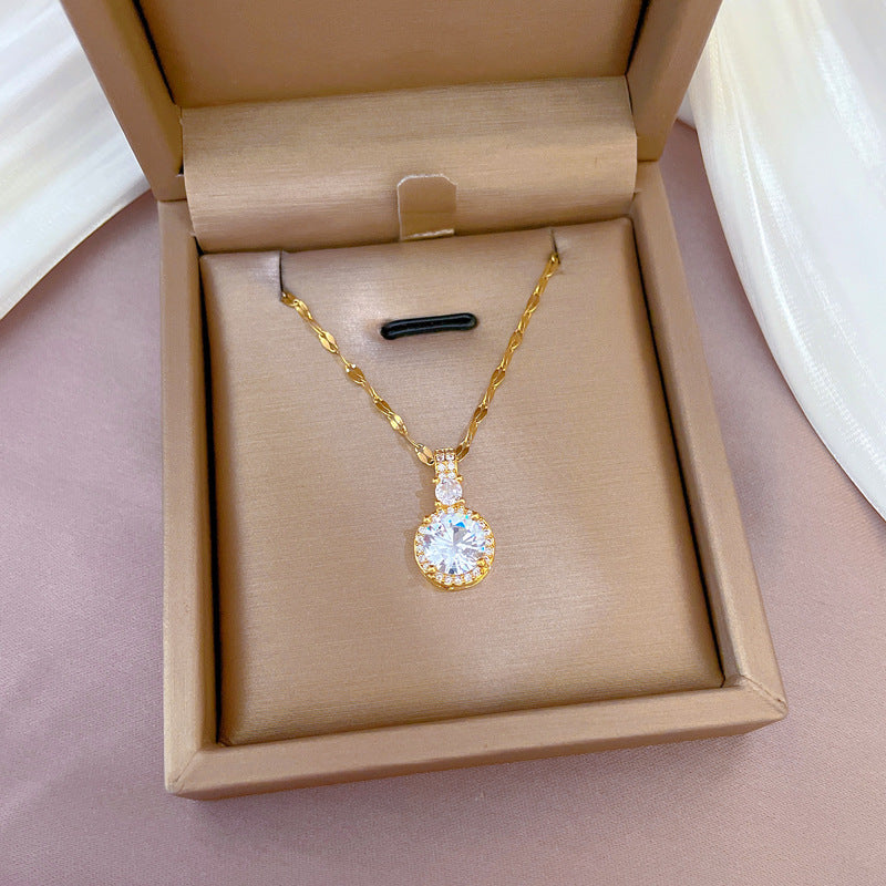Luxury Minimalist Sweet Geometric Titanium Steel Necklace with Rhinestone Inlay