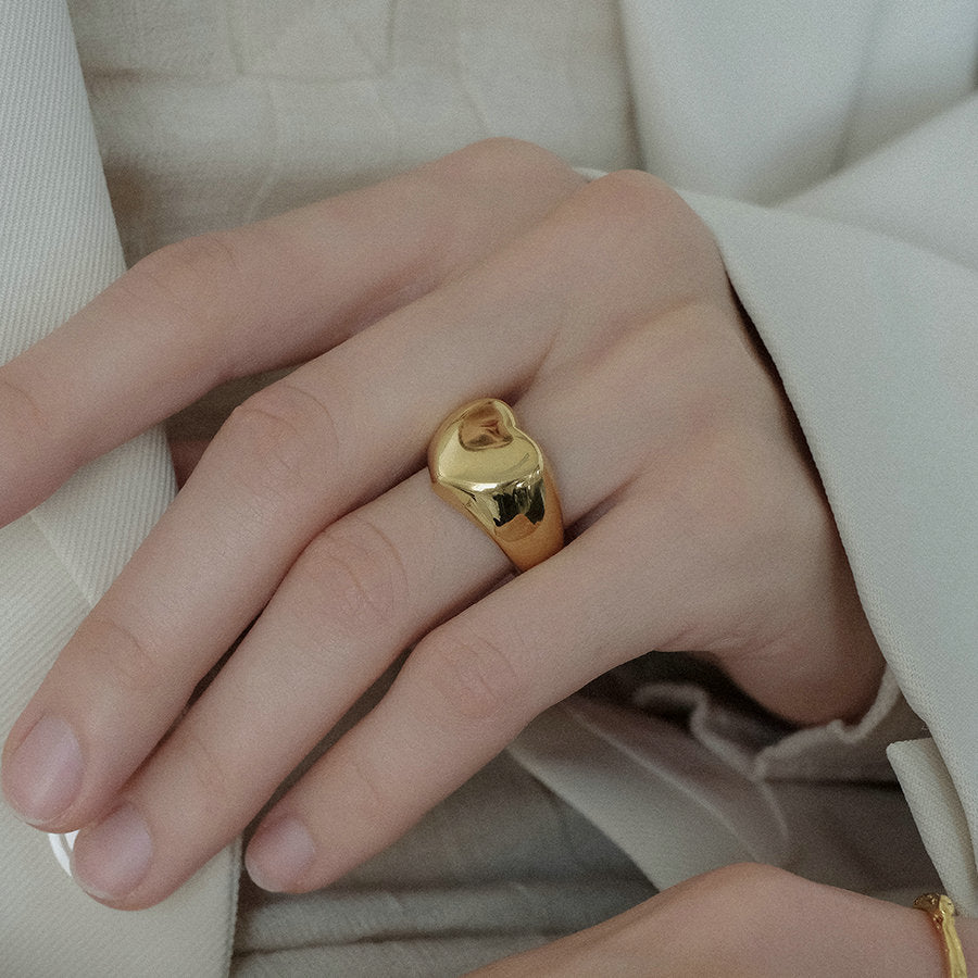 Anello minimalista geometrico a forma di corno in acciaio inossidabile placcato oro da donna