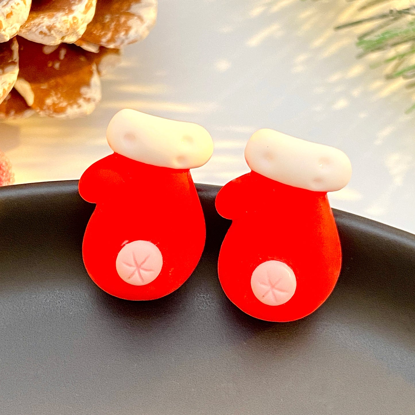 Aretes de resina con diseño de Árbol de Navidad, Papá Noel, Campana, Guantes, Botas y Reno con acabado chapado, para mujer