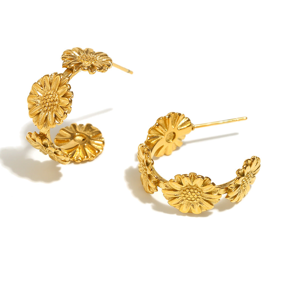 Orecchini da donna alla moda in acciaio inossidabile a forma di margherita con placcatura in oro 18K