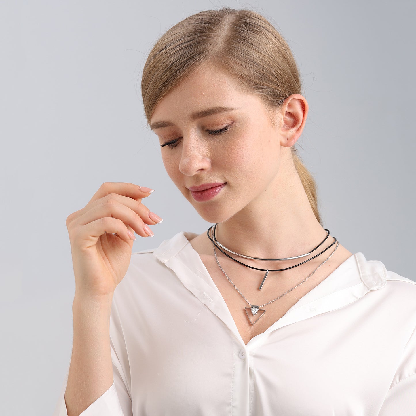 Geometric Triangle Zircon Pendant Necklace for Women with Alloy Chain and Electroplated Finish, Multi-Layer Clavicle Necklace