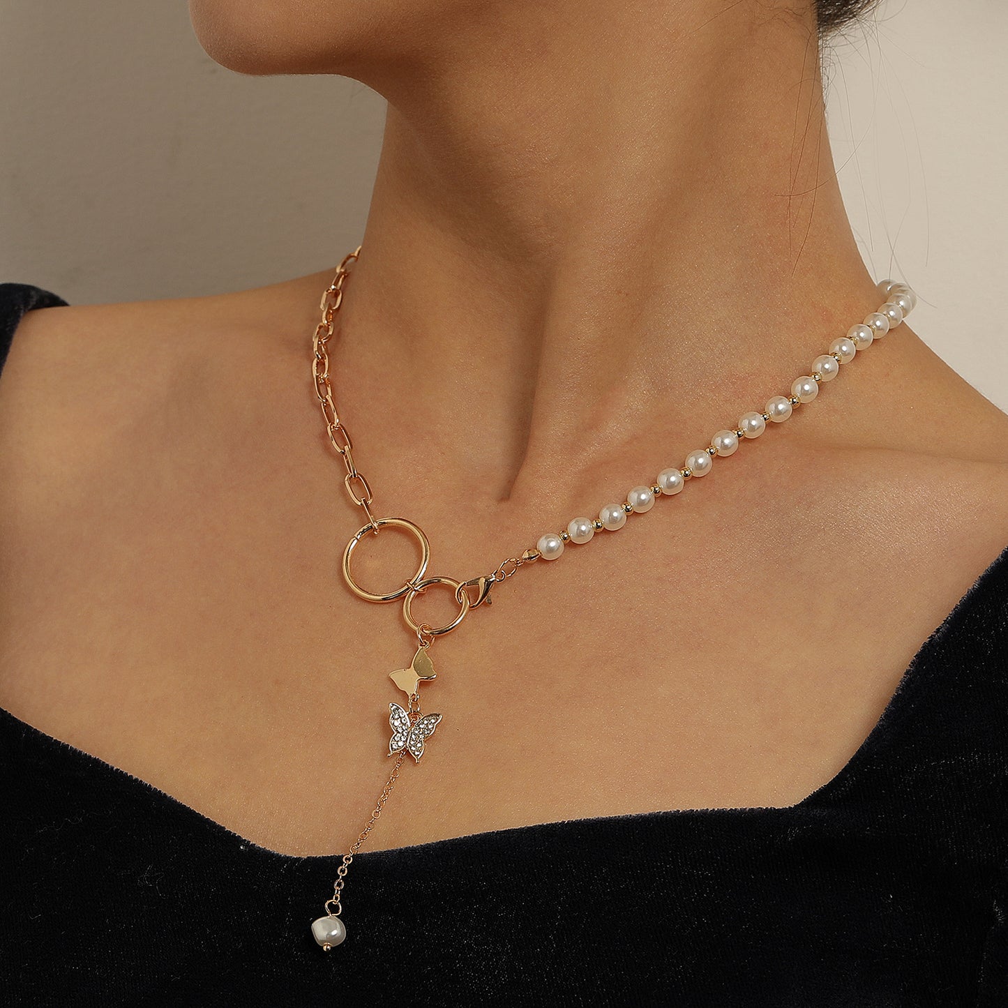 Butterfly Pendant Necklace for Women Geometric Rhinestone Alloy Plated Link Chain