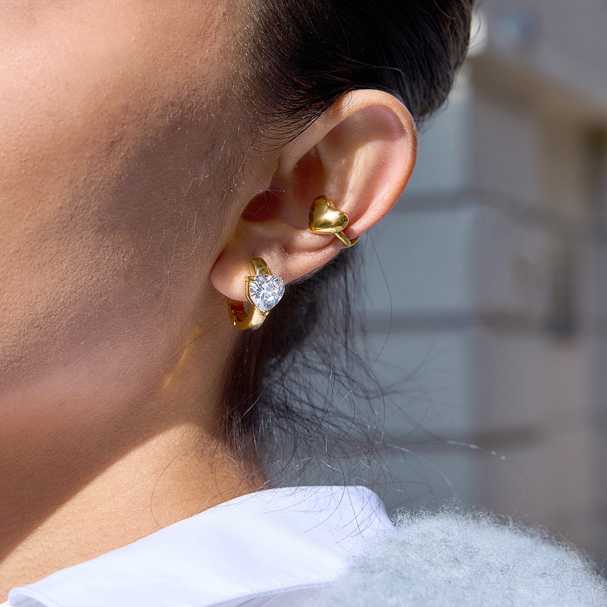 Orecchini da donna minimalisti placcati oro 18K in acciaio inossidabile a forma di cuore geometrico a U