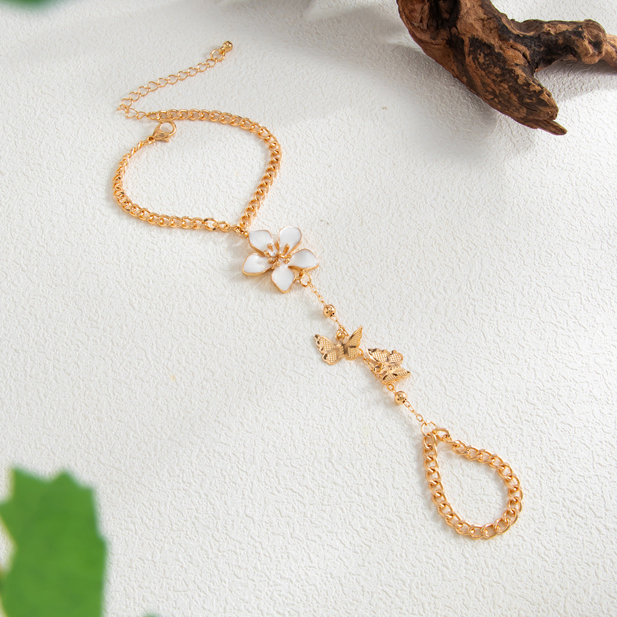 Sweet Minimalist Drip Oil Plated Zinc Alloy Floral Butterfly Bracelet for Women