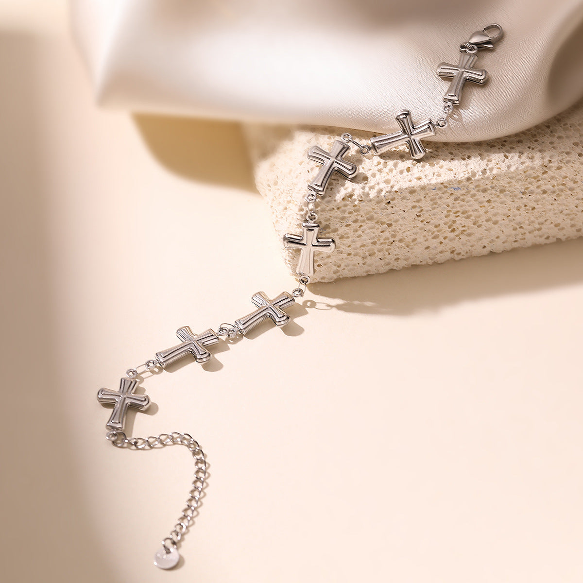Fashion Cross Plated Stainless Steel Bracelet for Women