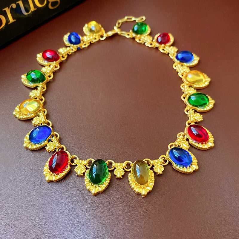 Vintage Geometric Floral Glass Pendant Necklace for Women with Rhinestone Inlay and Gold-Plated Alloy Chain