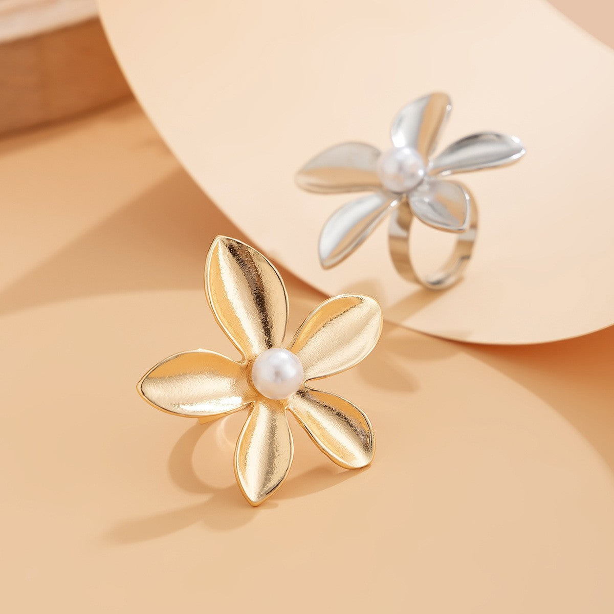 Fashion Polished Alloy Flower Butterfly Imitation Pearl Hair Tie