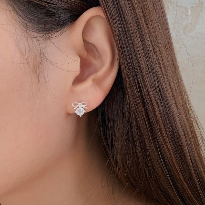 Pendientes de tuerca minimalistas de plata de ley 925 con circonitas cúbicas geométricas