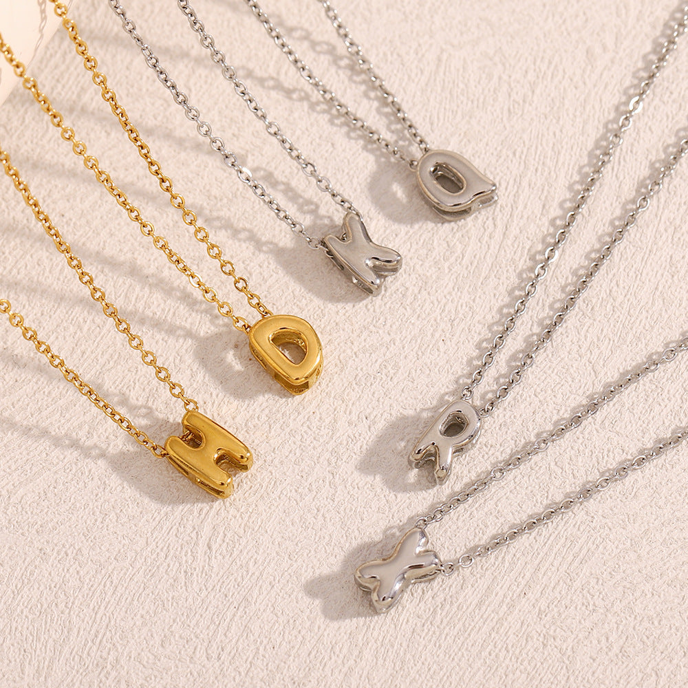 Fashionable Minimalist Letter Pendant Necklace in Stainless Steel with 18K Gold Plating for Women